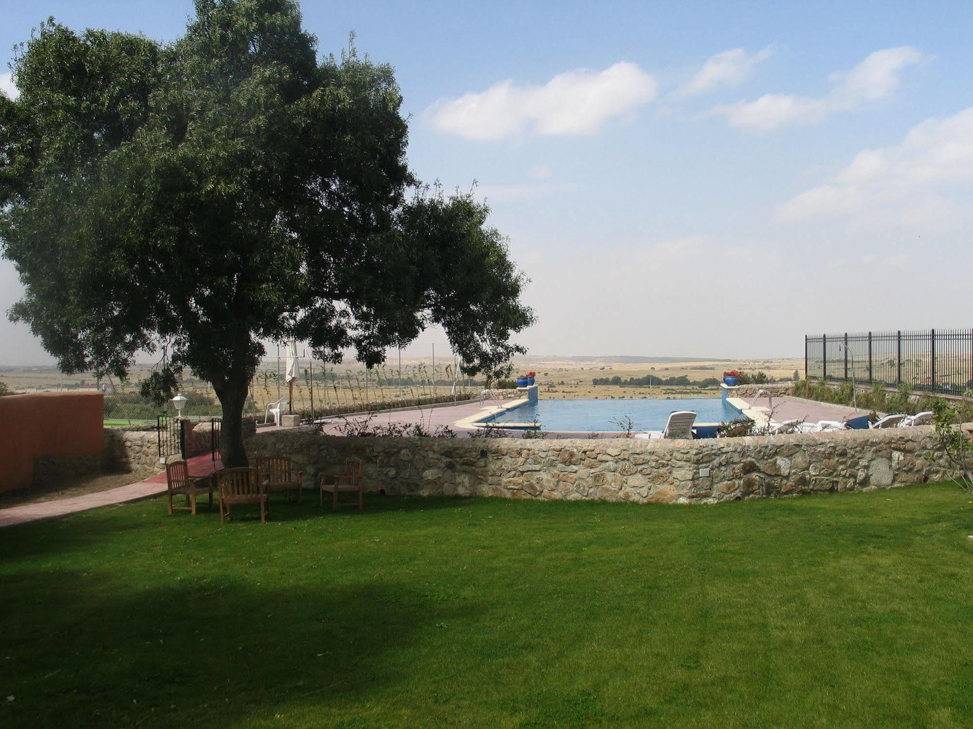 El Rancho Hotel